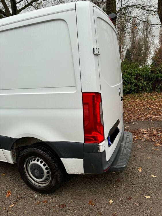 Mercedes-Benz Sprinter 131.197 km 32.500 € Rheinberg 47495
