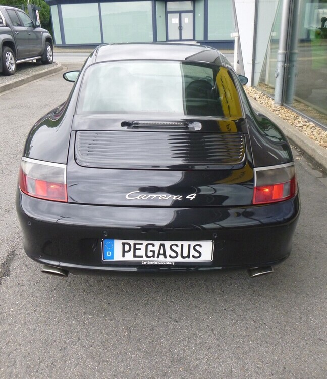 996 Carrera 4
