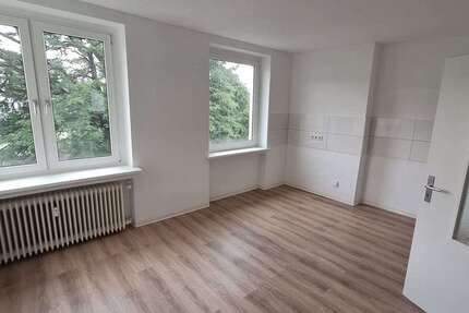 Wohnung Essen Südviertel - 2 Zimmer, 50 m&sup2;, 452&euro; | Angebot:27436285