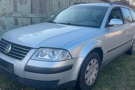 VW Passat 235.000 km 850 &euro; recklinghausen 45659