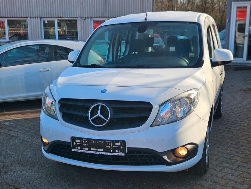 Mercedes-Benz Citan 126.000 km 7.999 € Essen 45356