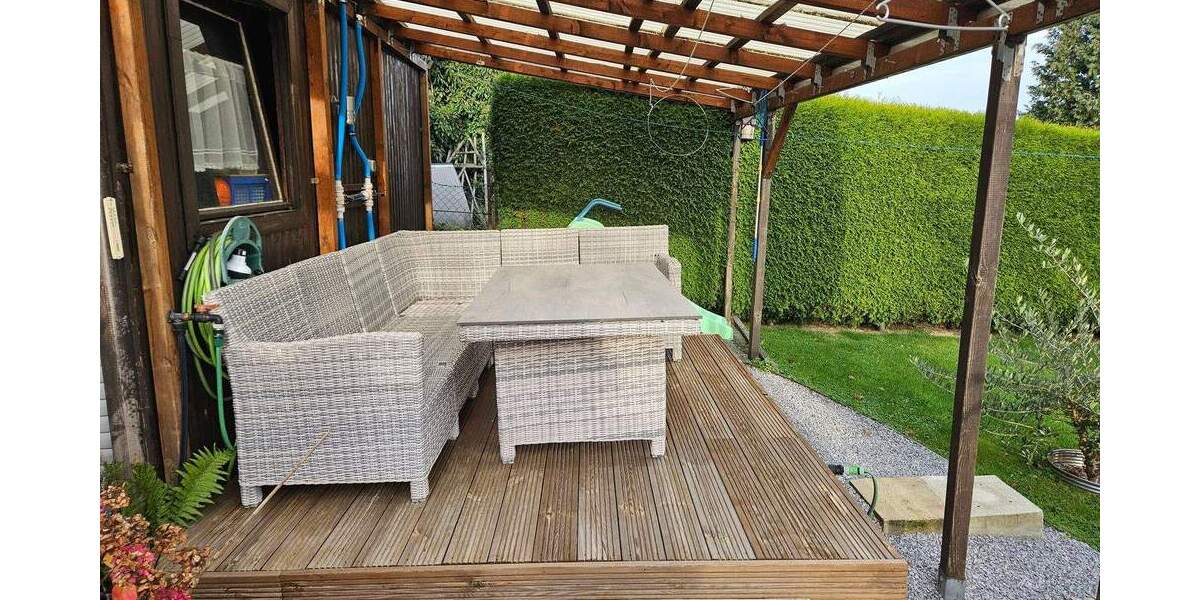 Modernisiertes 2-Familienhaus mit 3 Garagen und attr. Garten in guter und ruhiger Lage in Wetter 9 zimmer