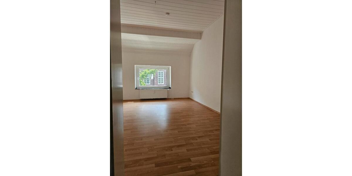 Maisonettenwohnung Duisburg Hamborn - 3 Zimmer, 83 m&sup2;, 125.000&euro; | Angebot:26367644