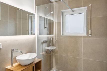 Renovierte 3-Zimmer-Wohnung mit Balkon & Stellplatz