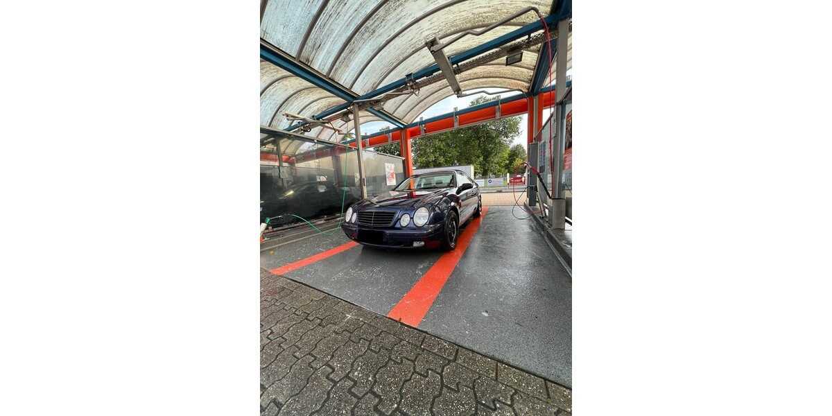 Mercedes-Benz CLK 320 175.000 km 4.200 &euro; Schwelm 58332