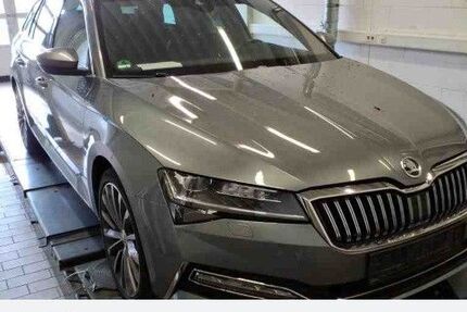 Skoda Superb 72.406 km 33.950 &euro; Duisburg 47059