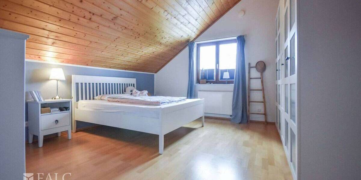 Doppelhaushälfte Dinslaken Hiesfeld - 5 Zimmer, 153 m&sup2;, 639.000&euro; | Angebot:26392709