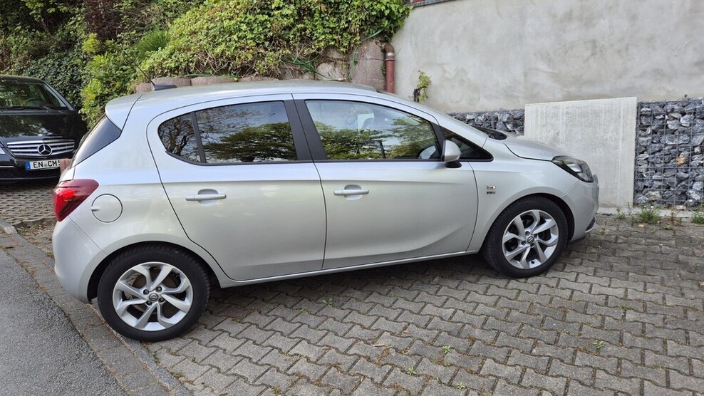 Corsa E