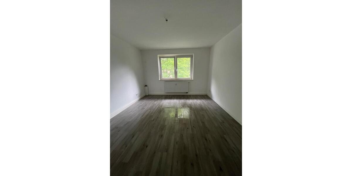 Etagenwohnung Essen Stadtbezirk VII - 3 Zimmer, 70 m&sup2;, 664&euro; | Angebot:26178494