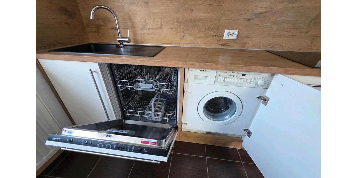 Moderne 2-Zimmer-Wohnung mit Balkon + Küche im Herzen von Dönberg 2.5 zimmer