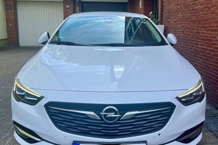 Opel Insignia 83.000 km 12.700 &euro; Oberhausen 46045