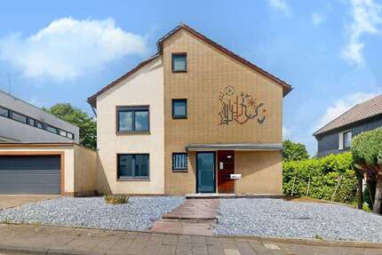 Haus zum Kaufen in Mülheim an der Ruhr 825.000 € 234 m² 8 zimmer