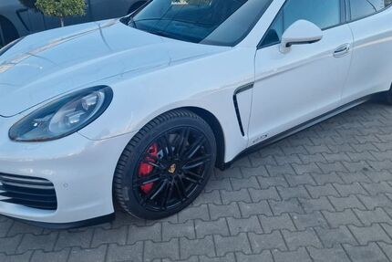 Porsche Panamera 145.298 km 39.990 € Hagen 58097