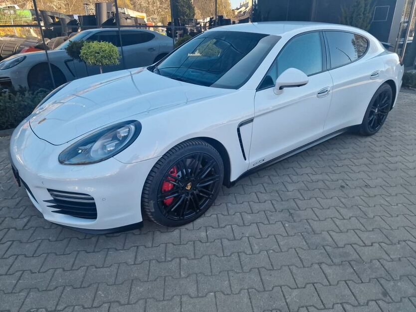 Porsche Panamera 145.298 km 39.990 € Hagen 58097