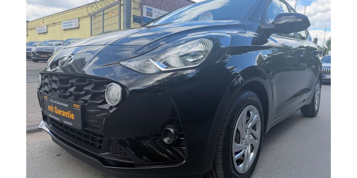 Hyundai i10 40.000 km 9.490 &euro; Essen - Borbeck 45355