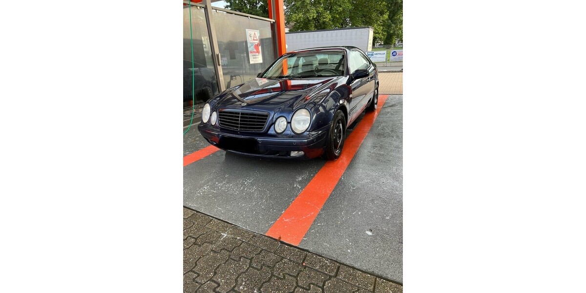 Mercedes-Benz CLK 320 175.000 km 4.200 &euro; Schwelm 58332
