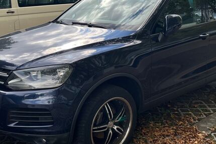 VW Touareg 220.128 km 11.300 € Dortmund 44329