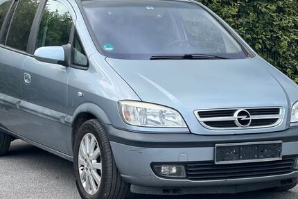 Opel Zafira 167.000 km 3.999 &euro; Wuppertal 42389