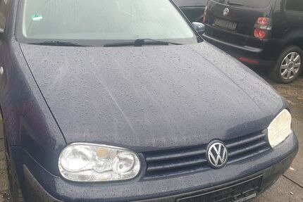 VW Golf 184.000 km 900 &euro; Dortmund 44328