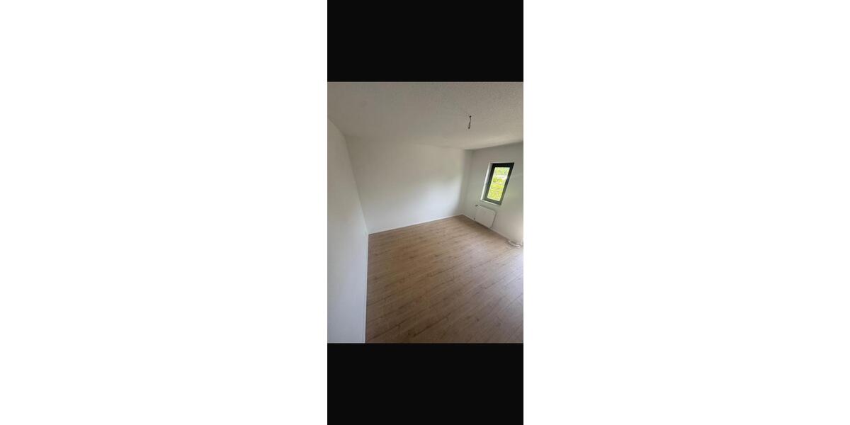 Hochparterre Duisburg Duisburg-Mitte - 2 Zimmer, 40 m&sup2;, 500&euro; | Angebot:26341764