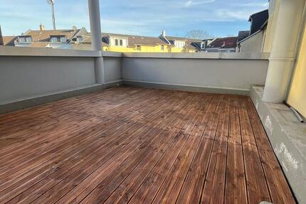 Sanierte 3,5-Zi.-Wohnung mit XXL-Terrasse in GE-Rotthausen zu vermieten! 3 zimmer