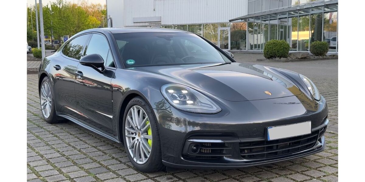 Porsche Panamera 62.000 km 81.000 € Mülheim an der Ruhr 45478