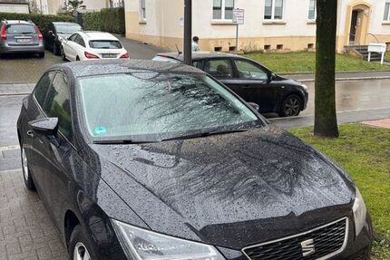 Seat Leon 112.000 km 9.490 &euro; Recklinghausen 45657