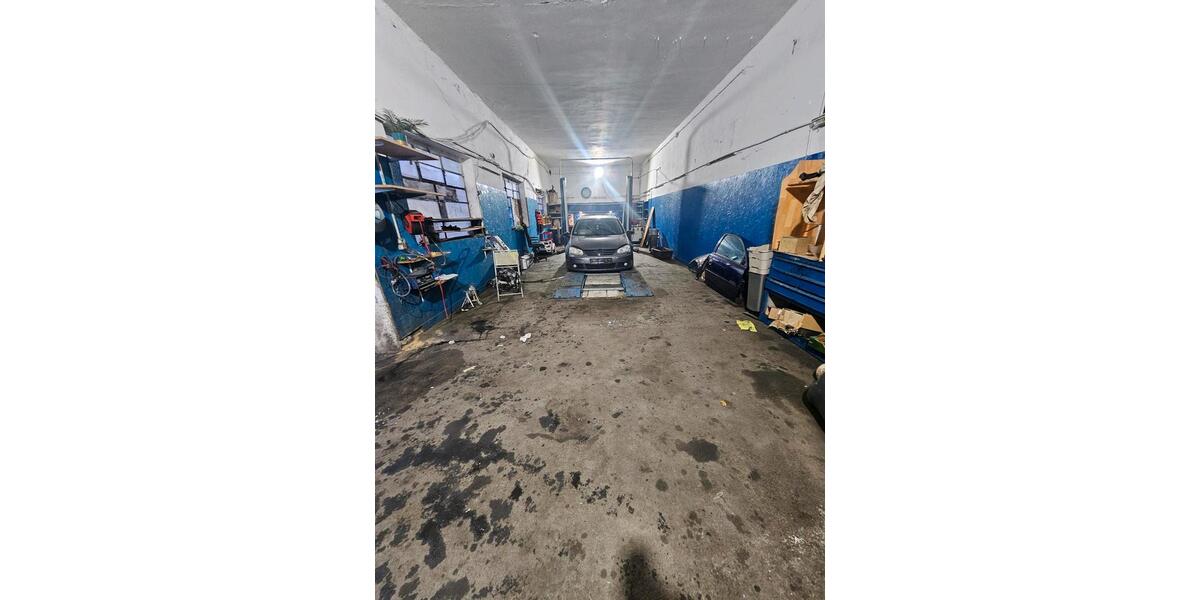 Kfz stellplätze auto Werkstatt Halle Lackierer korrasorie bauer zimmer