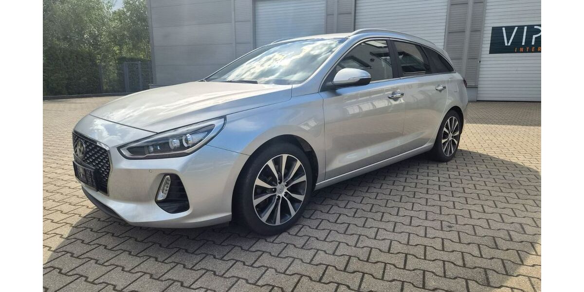 Hyundai i30 105.518 km 13.599 &euro; Essen 45329