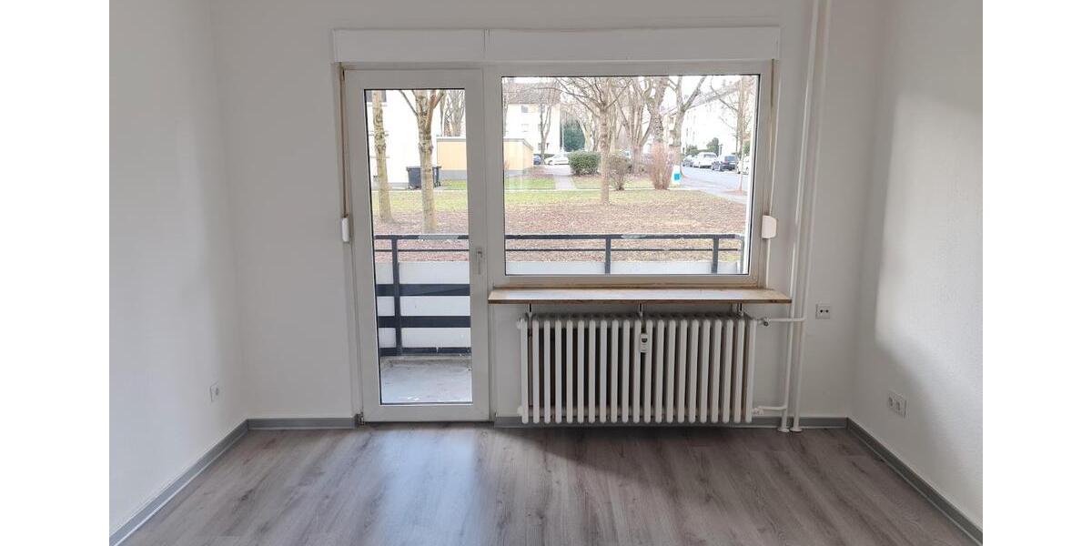 Renovierte 3-Zimmer-Wohnung im Erdgeschoss zu vermieten!*Mit Balkon* 3 zimmer