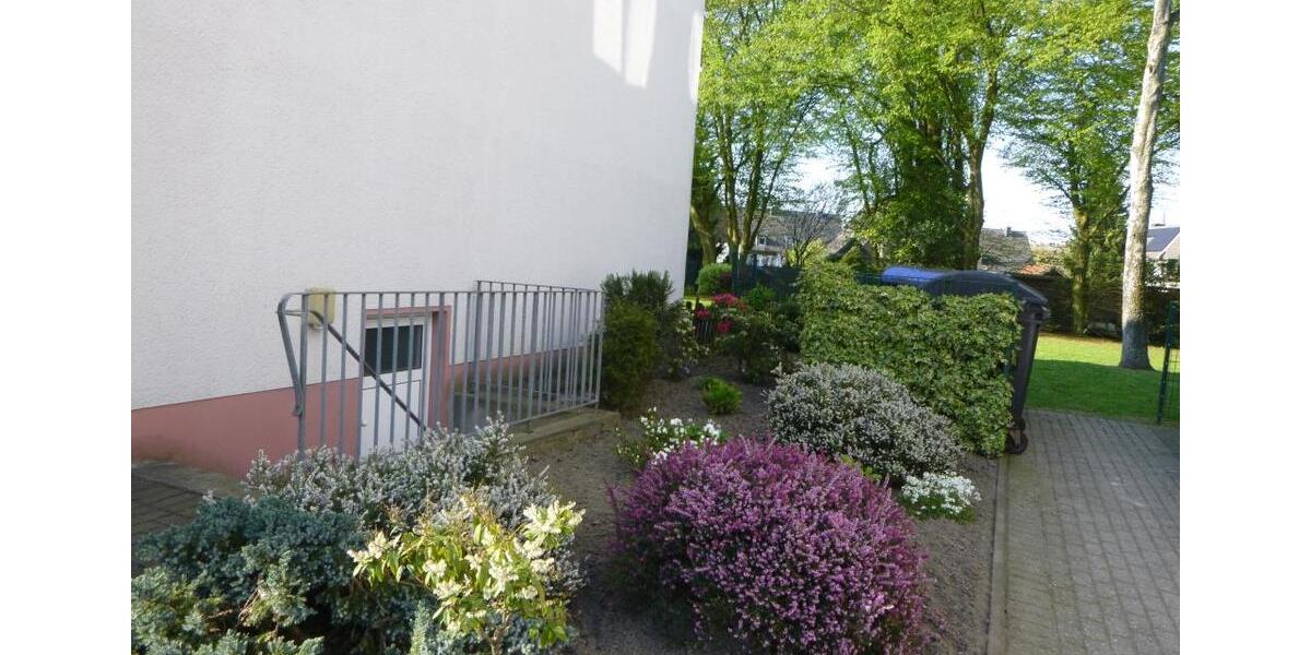 Dachgeschoßwohnung Gelsenkirchen Gelsenkirchen-Nord - 3 Zimmer, 54 m&sup2;, 389&euro; | Angebot:26085839