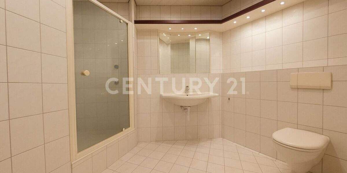 Etagenwohnung Mülheim Broich - 4 Zimmer, 103 m&sup2;, 254.700&euro; | Angebot:25041029