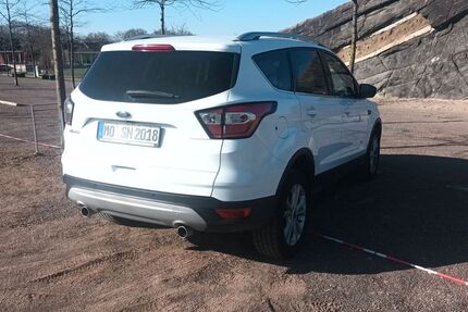 Ford Kuga 154.888 km 14.700 &euro; Dinslaken 46537