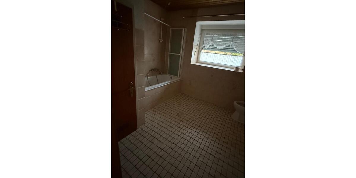 Einfamilienhaus Wuppertal Unterbarmen - 5 Zimmer, 160 m&sup2;, 1.900&euro; | Angebot:24554258