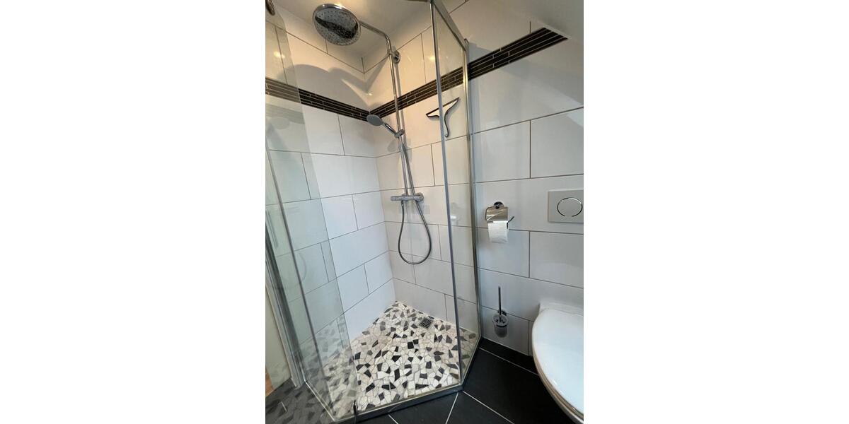 Dachgeschoßwohnung Mettmann - 2 Zimmer, 56 m&sup2;, 995&euro; | Angebot:26330106