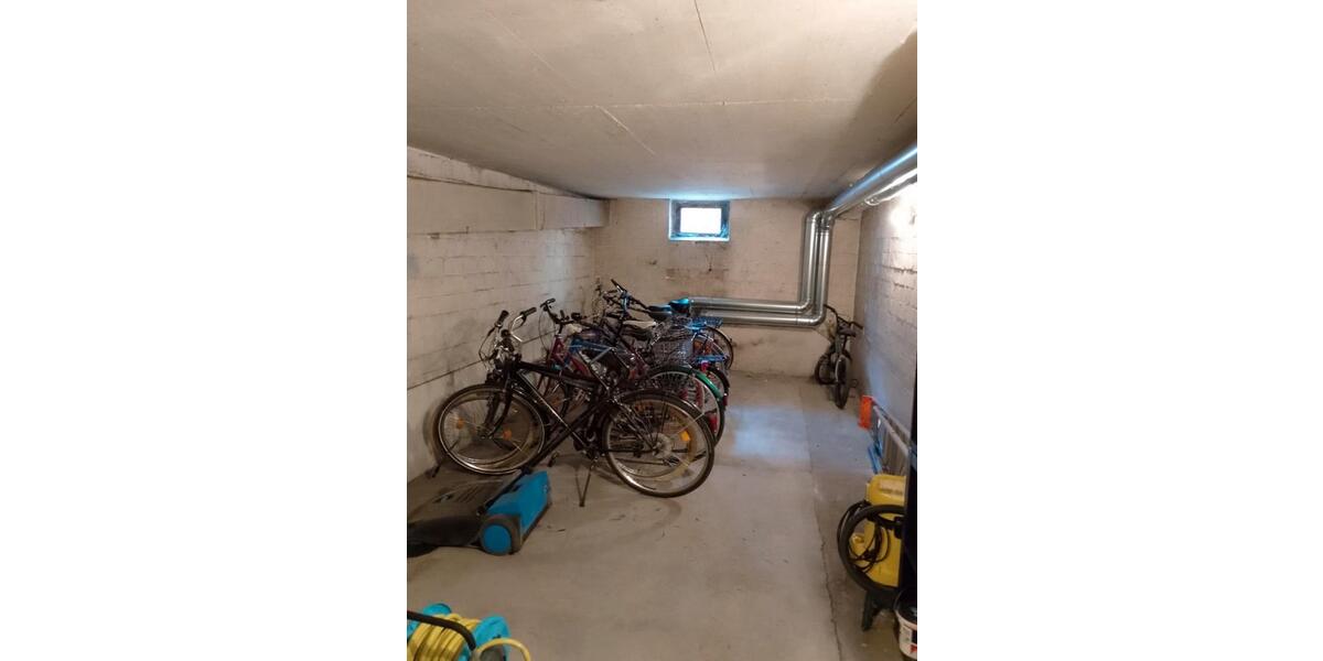 Vollmöblierte Wohnung vom 23.1. - 28.2. 2026 in Rüttenscheid 1 zimmer