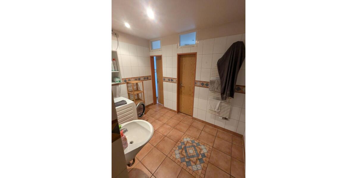 Freistehendes 2-3 Familienhaus in Oberhausen Sterkrade Alsfeld 12 zimmer