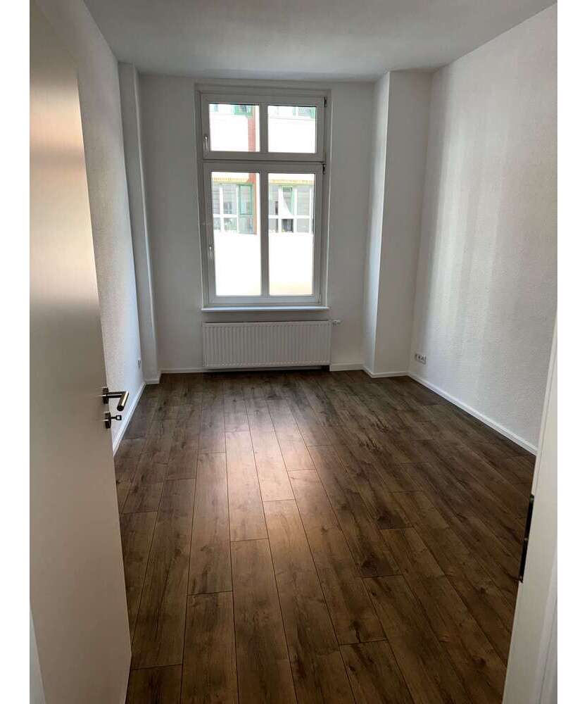 Wohnung zum Mieten in Wuppertal 375 € 37.5 m²