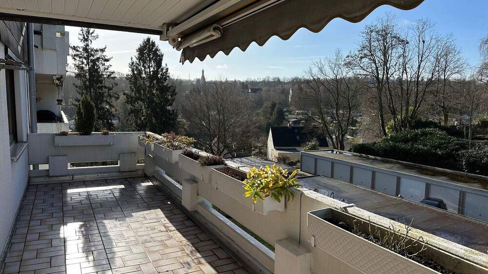 Etagenwohnung Essen Bergerhausen - 2 Zimmer, 62 m&sup2;, 210.000&euro; | Angebot:24990749