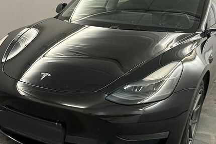 Tesla Model 3 200.000 km 18.900 &euro; Bochum 44803