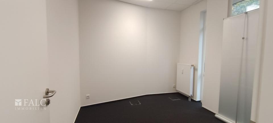 Raum für Visionen – stilvolle Gewerbeimmobilie mit Glasfront und Charakter zimmer