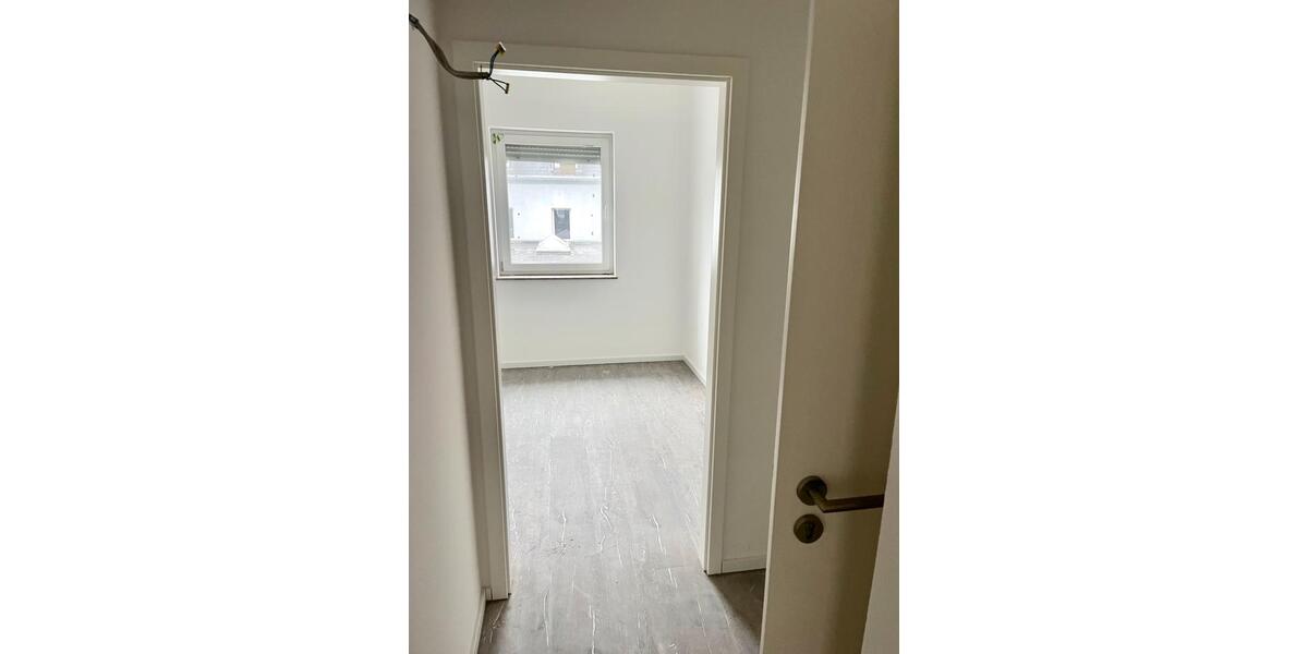 Schöne sanierte 3,5 qm Wohnung mit Aufzug in City Lage! 3 zimmer