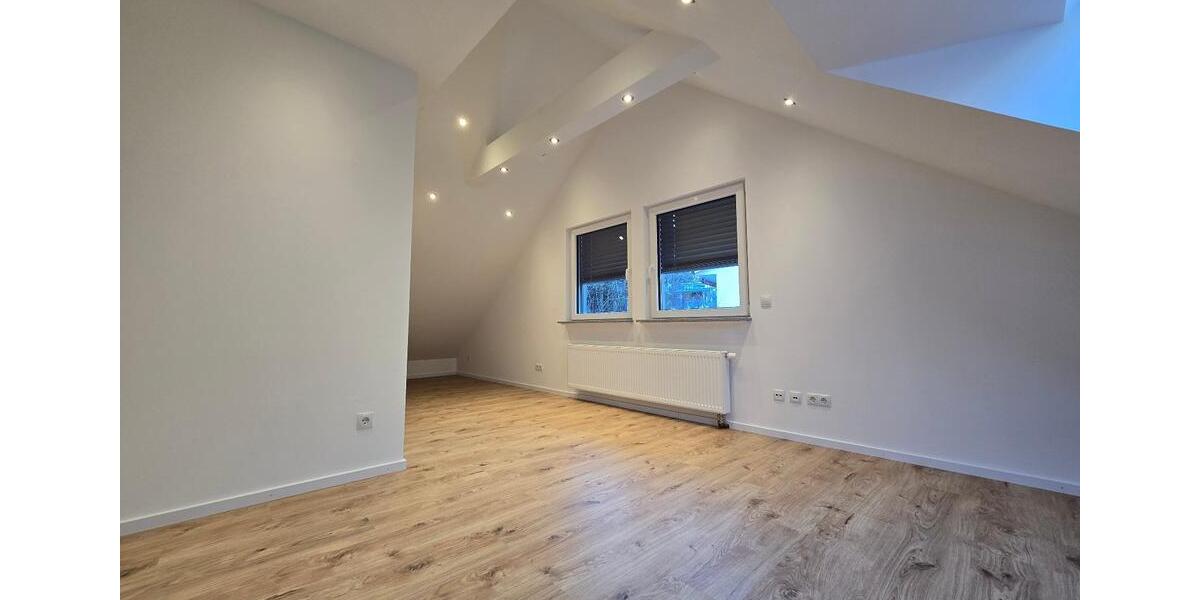 Dachgeschoßwohnung Wuppertal Eckbusch - 2 Zimmer, 60 m&sup2;, 620&euro; | Angebot:25407465