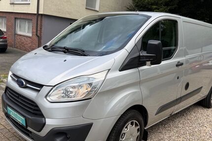 Ford Transit Custom 194.000 km 7.999 &euro; Essen 45355