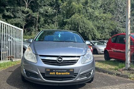 Opel Corsa 131.853 km 2.799 € Essen 45145