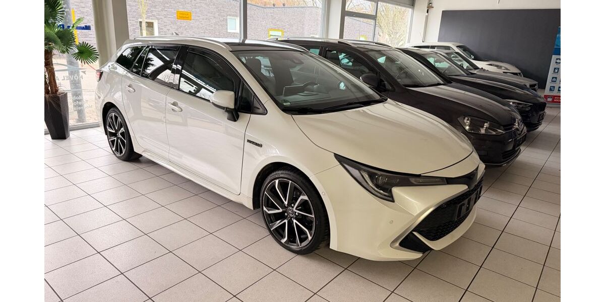 Toyota Corolla 247.323 km 14.399 &euro; Essen 45139