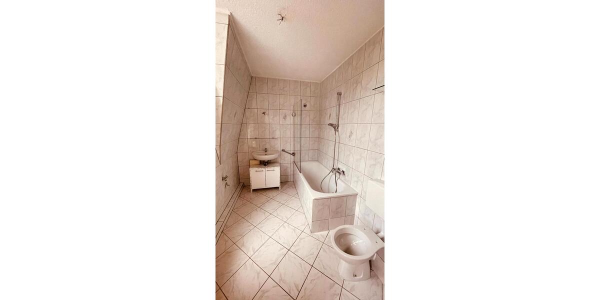 Etagenwohnung Gelsenkirchen Buer - 3 Zimmer, 88 m&sup2;, 660&euro; | Angebot:24565720