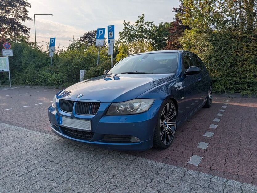 320