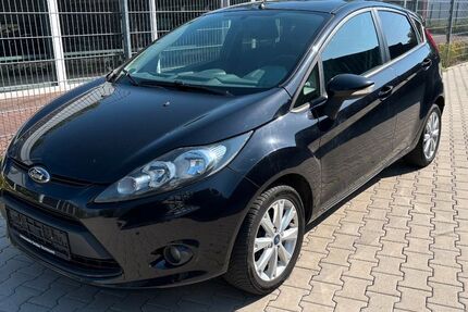 Ford Fiesta 158.896 km 3.990 &euro; Dortmund 44145