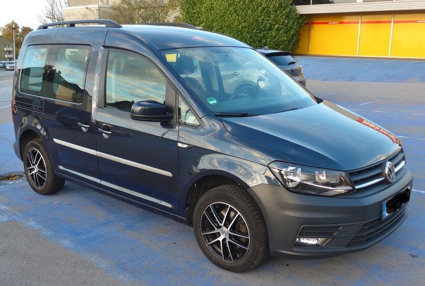 VW Caddy 91.000 km 15.500 € Velbert 42549